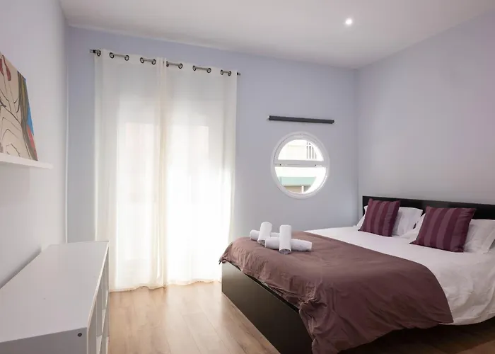 Centrico Duplex Con Parking 펜션 *